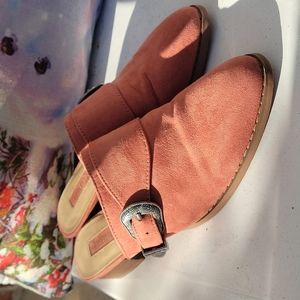 Forever 21 Mules